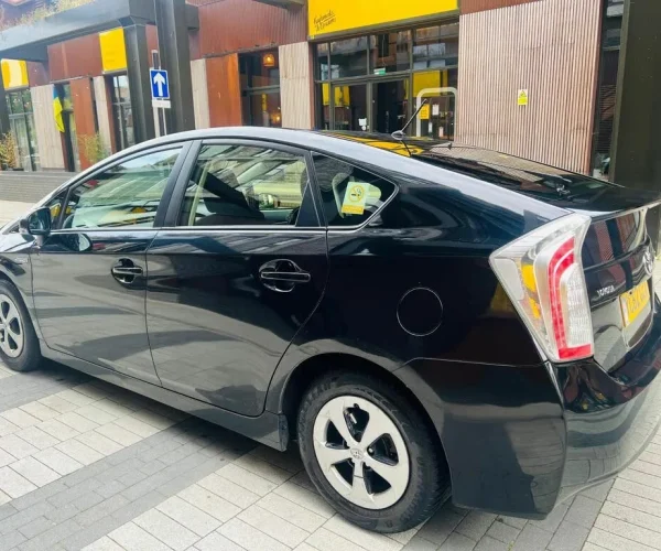 Toyota Prius Side Profile